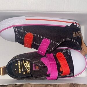 Willy wonka converse